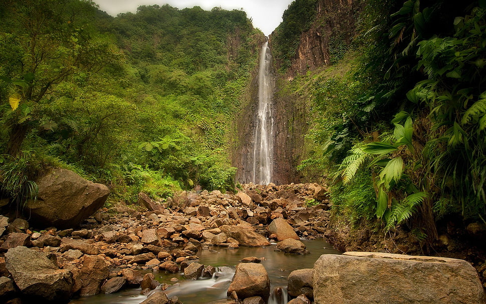 water falls with stones HD wallpaper